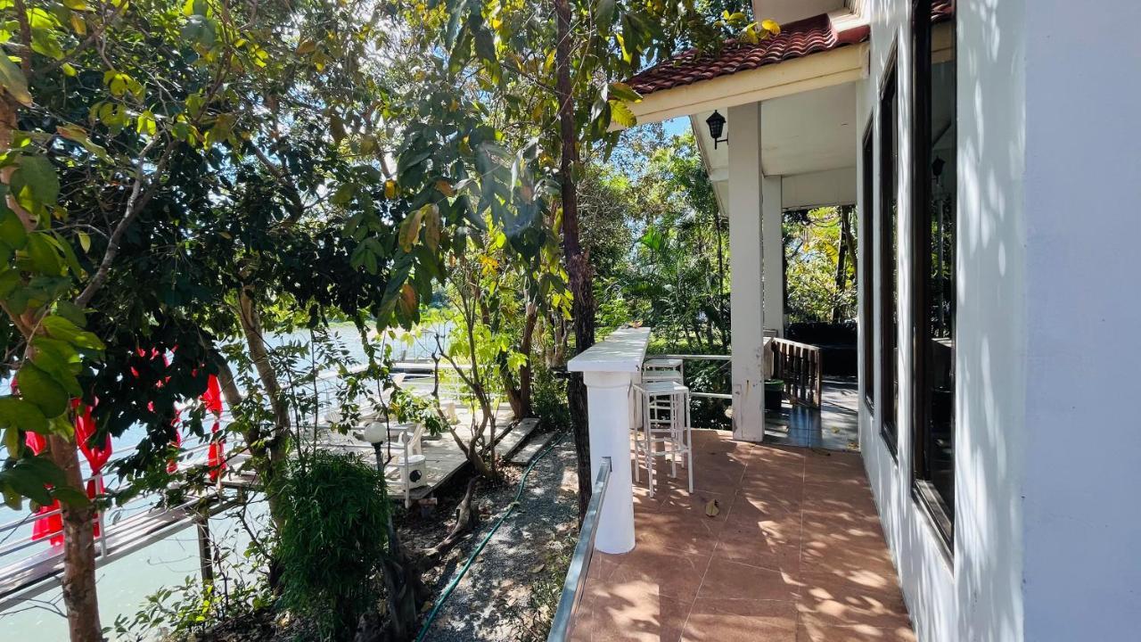 Moon River Resort Phimai エクステリア 写真